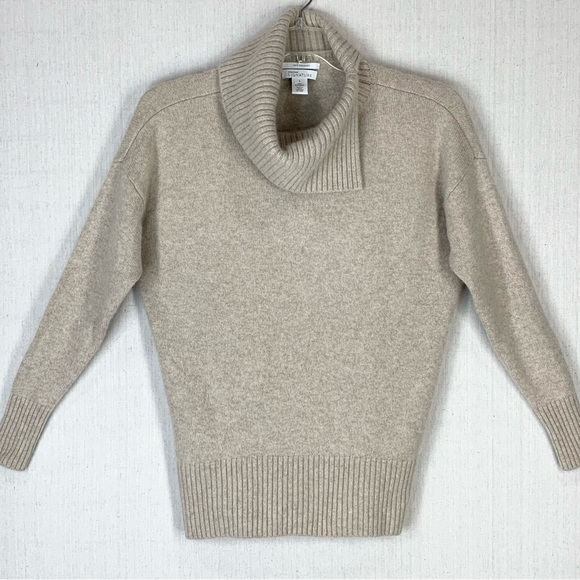 Nordstrom Signature - 100% Cashmere Split Turtleneck Sweater - Size Small - Picture 2 of 13